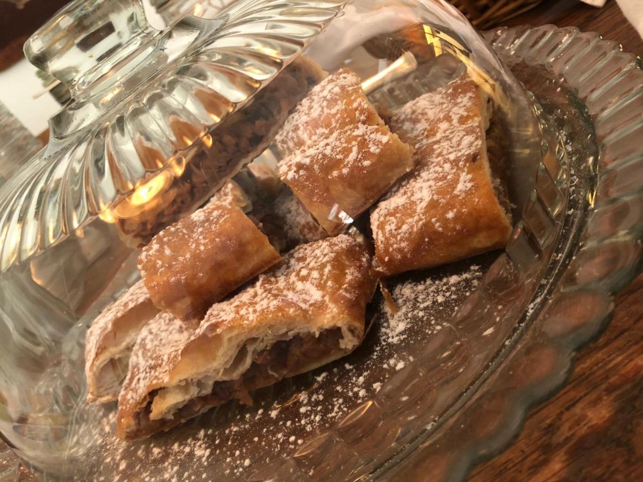 Malé Číčovice 维泊里克旅馆酒店 外观 照片